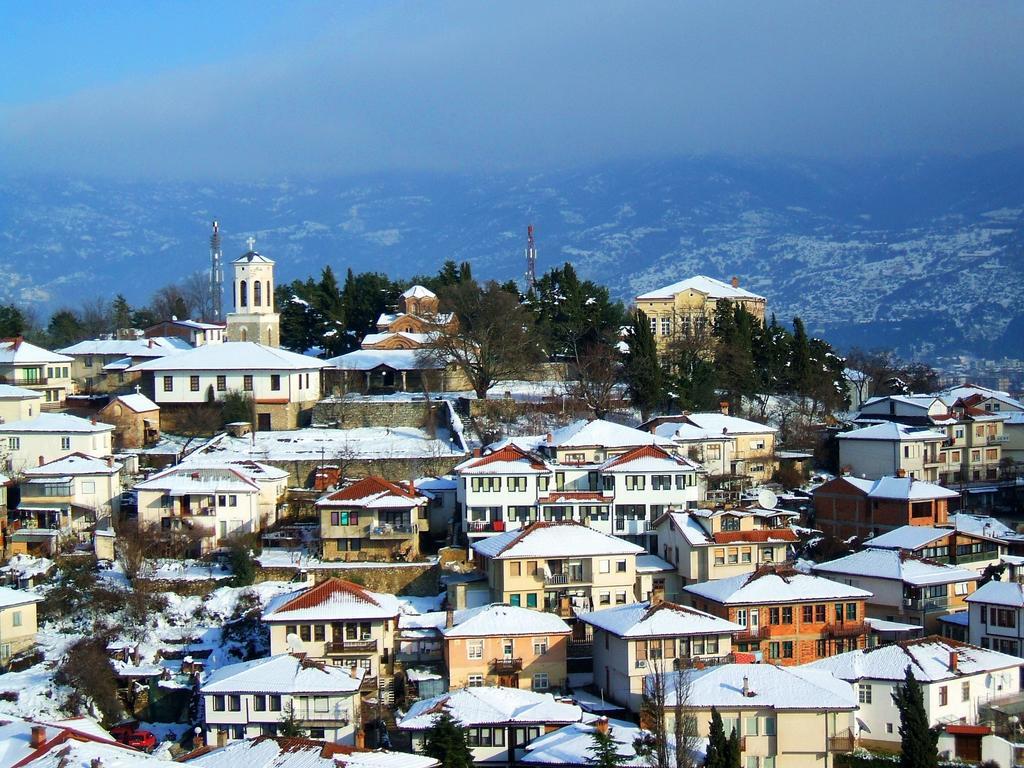 Zura Apartments Ohrid Phòng bức ảnh