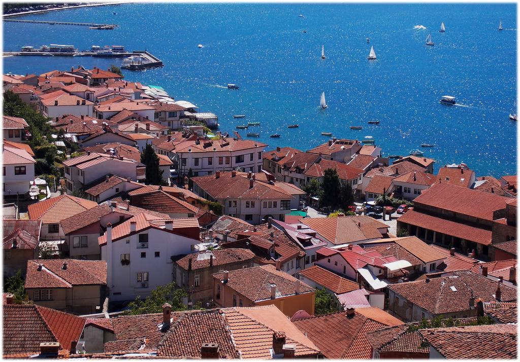 Zura Apartments Ohrid Ngoại thất bức ảnh