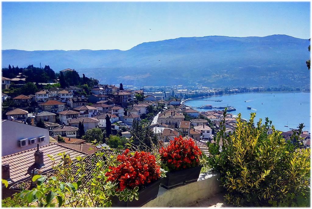 Zura Apartments Ohrid Ngoại thất bức ảnh